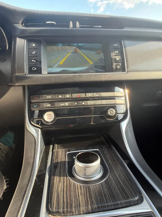 2016 Jaguar X260 XF - Image 9 of 9
