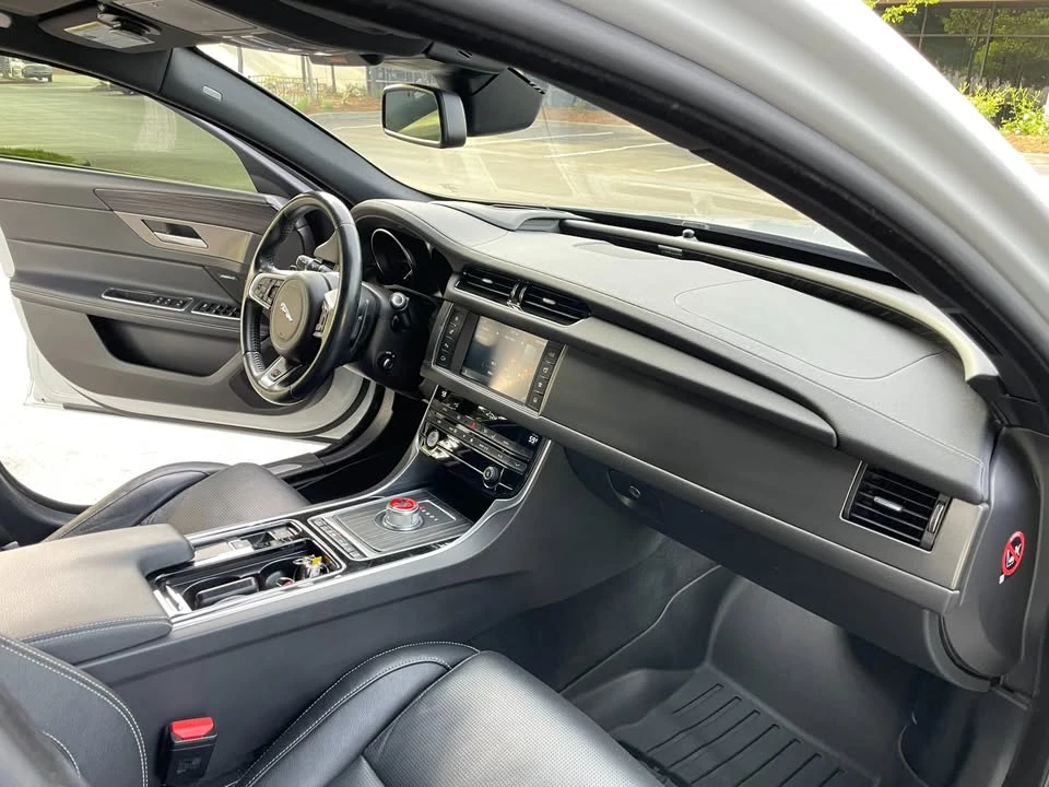 2016 Jaguar X260 XF - Image 13 of 20