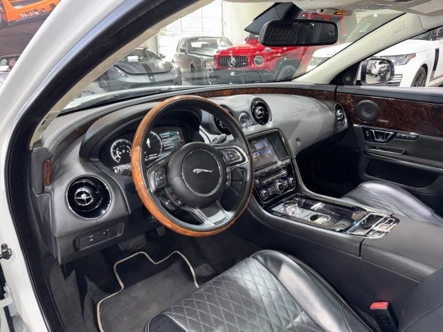 2016 Jaguar X351 XJ - Image 6 of 19