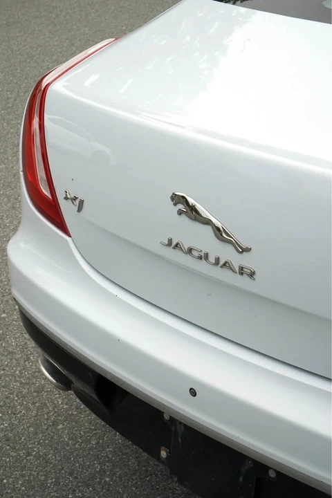 2016 Jaguar X351 XJ - Image 3 of 15