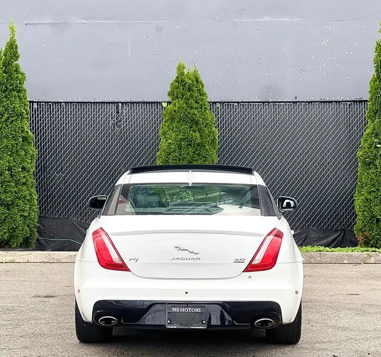 2016 Jaguar X351 XJ - Image 3 of 10