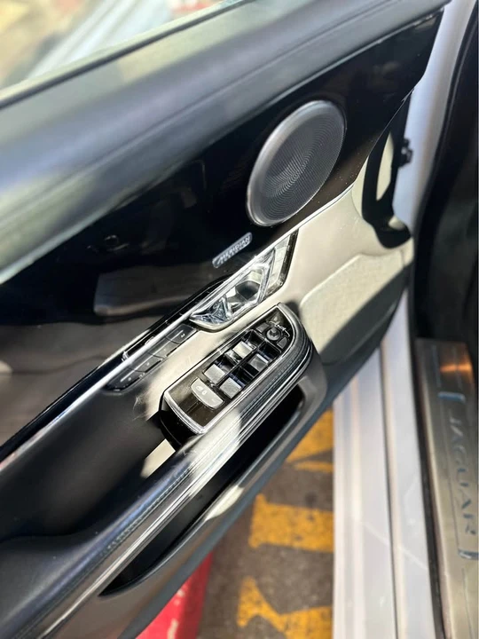 2016 Jaguar X351 XJ - Image 3 of 7