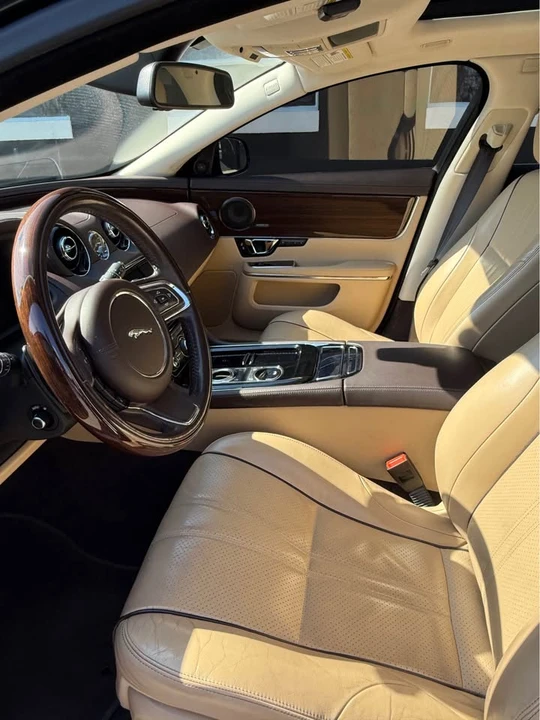2016 Jaguar X351 XJ - Image 11 of 20