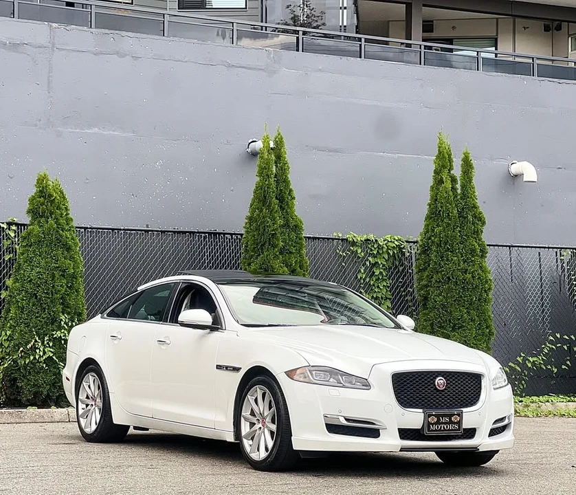 2016 Jaguar X351 XJ - Image 4 of 10
