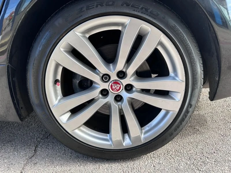 2016 Jaguar X351 XJ - Image 14 of 19