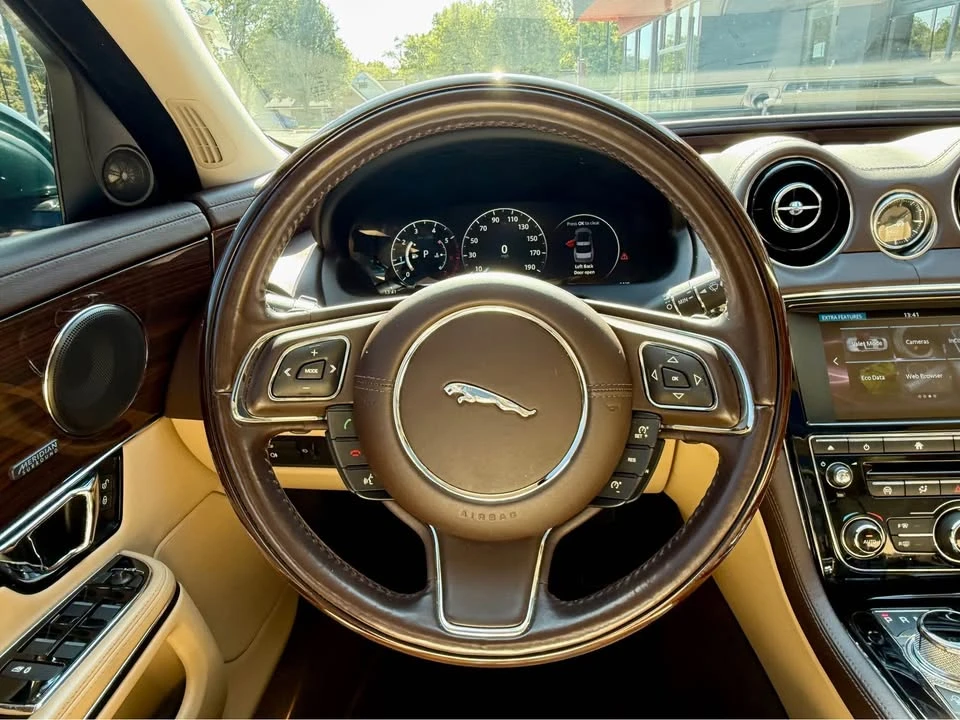 2016 Jaguar X351 XJ - Image 13 of 20