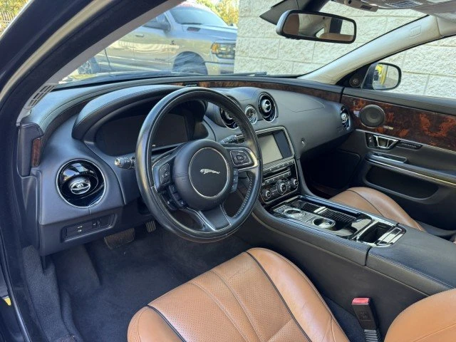 2016 Jaguar X351 XJ - Image 6 of 20