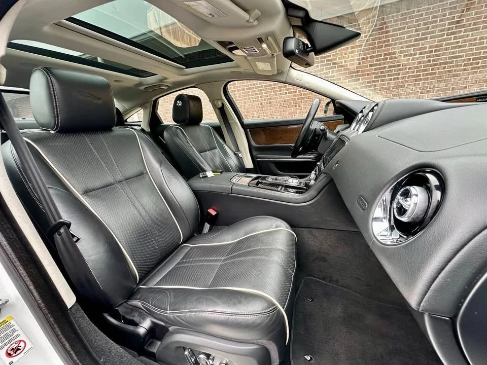 2016 Jaguar X351 XJ - Image 16 of 19