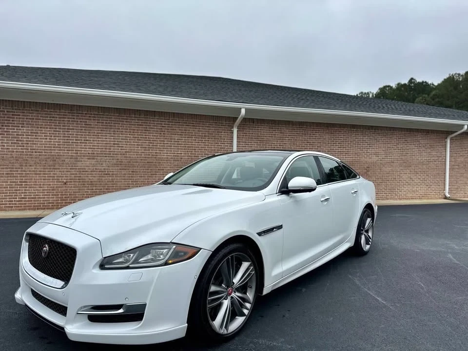 2016 Jaguar X351 XJ - Image 4 of 19