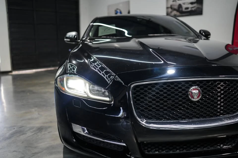 2016 Jaguar X351 XJ - Image 6 of 19