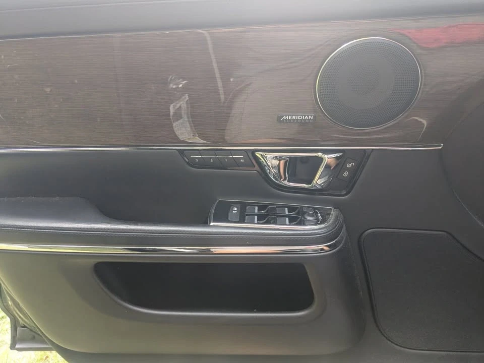 2016 Jaguar X351 XJ - Image 18 of 18