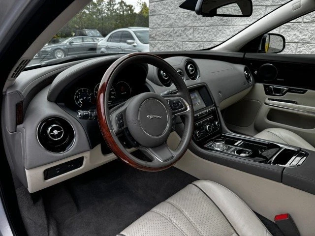 2016 Jaguar X351 XJ - Image 6 of 19