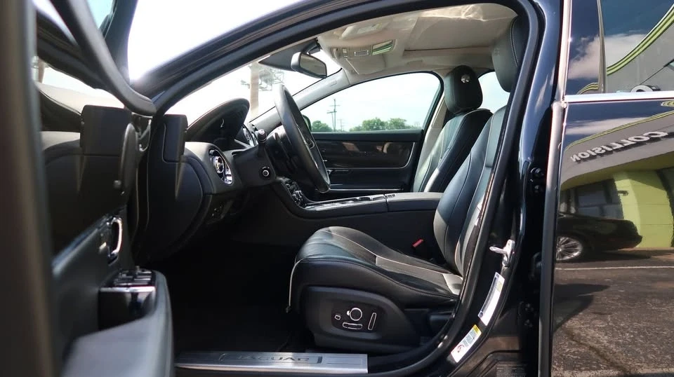 2016 Jaguar X351 XJ - Image 16 of 20