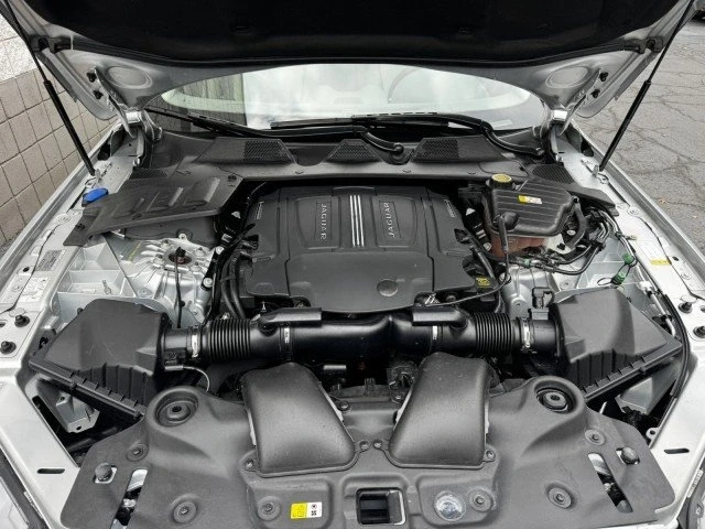 2016 Jaguar X351 XJ - Image 5 of 19