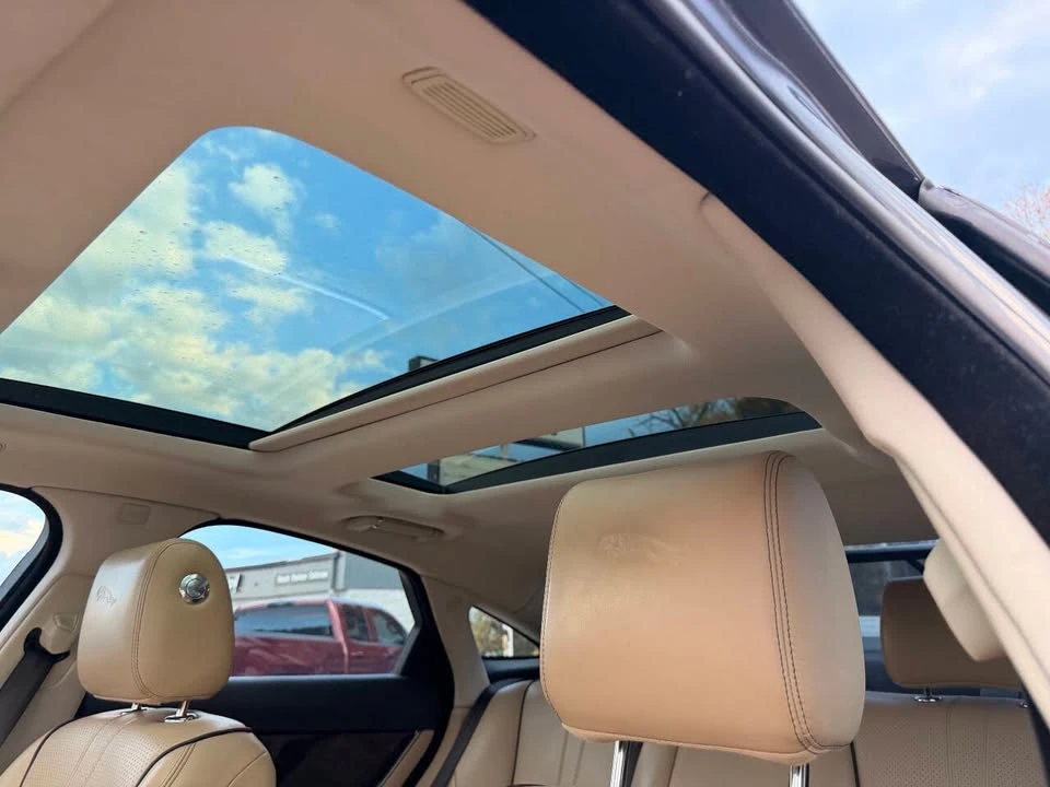 2016 Jaguar X351 XJ - Image 17 of 20