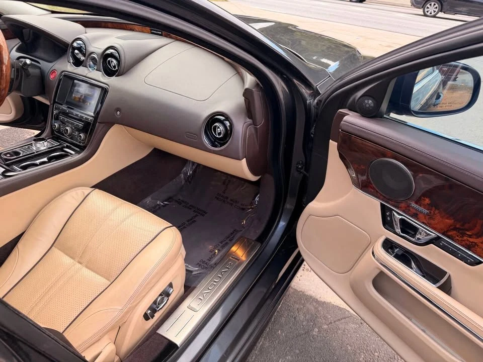 2016 Jaguar X351 XJ - Image 16 of 20