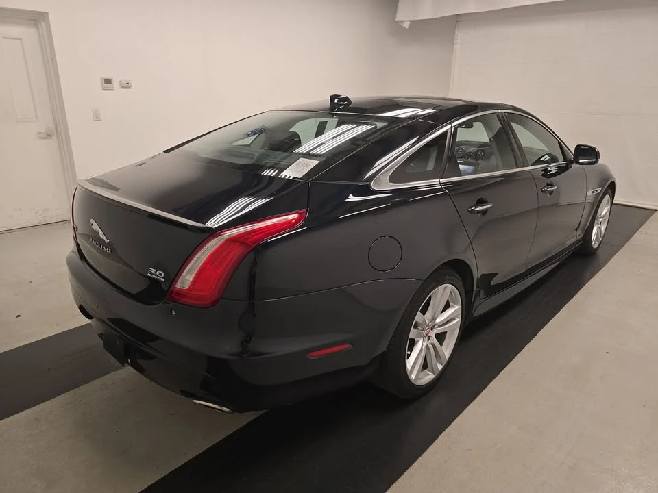 2016 Jaguar X351 XJ - Image 5 of 15