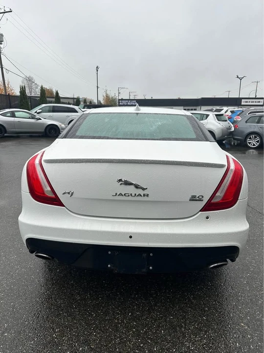2016 Jaguar X351 XJ - Image 2 of 7