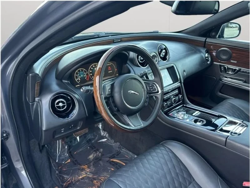 2016 Jaguar X351 XJ - Image 6 of 19
