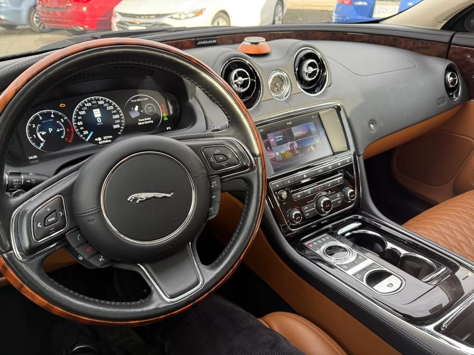 2016 Jaguar X351 XJ - Image 7 of 9