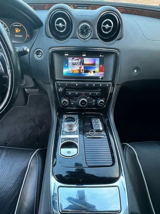 2016 Jaguar X351 XJ - Image 15 of 20