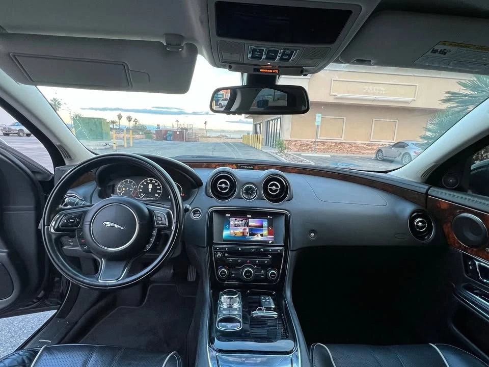 2016 Jaguar X351 XJ - Image 11 of 20