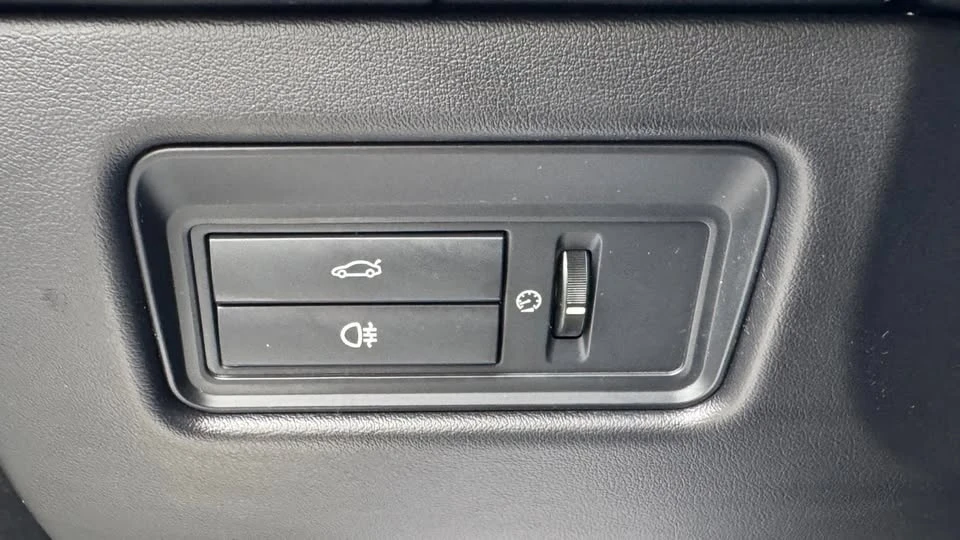 2016 Jaguar X351 XJ - Image 19 of 20