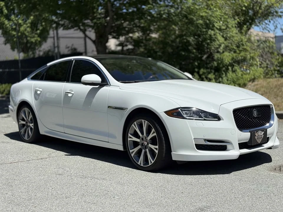 2016 Jaguar X351 XJ - Image 2 of 6
