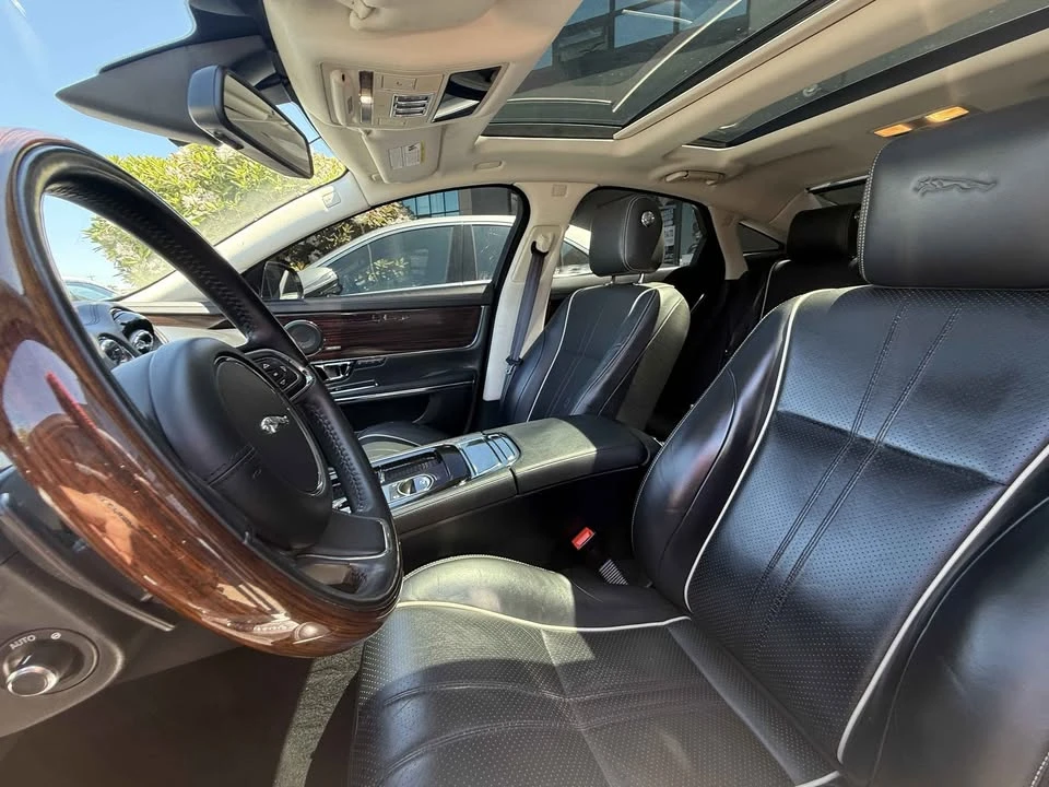 2016 Jaguar X351 XJ - Image 6 of 6