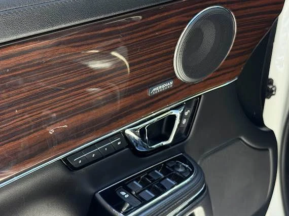2016 Jaguar X351 XJ - Image 14 of 20