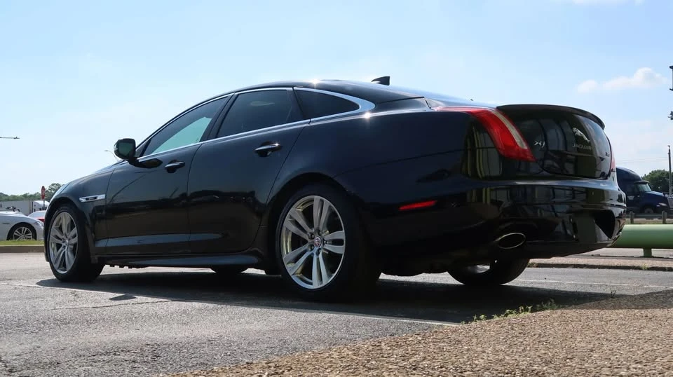 2016 Jaguar X351 XJ - Image 13 of 18