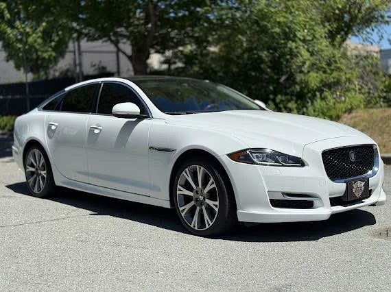 2016 Jaguar X351 XJ - Image 2 of 20