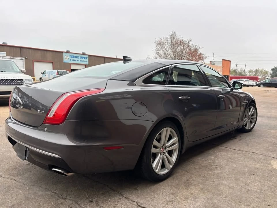 2016 Jaguar X351 XJ - Image 4 of 13