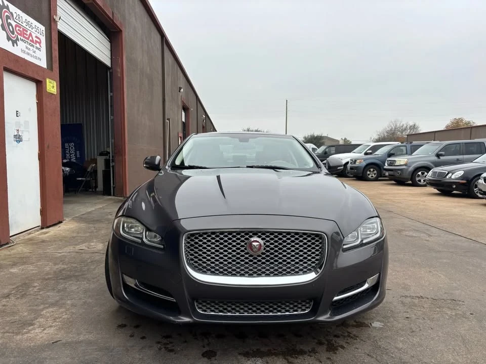 2016 Jaguar X351 XJ - Image 2 of 13