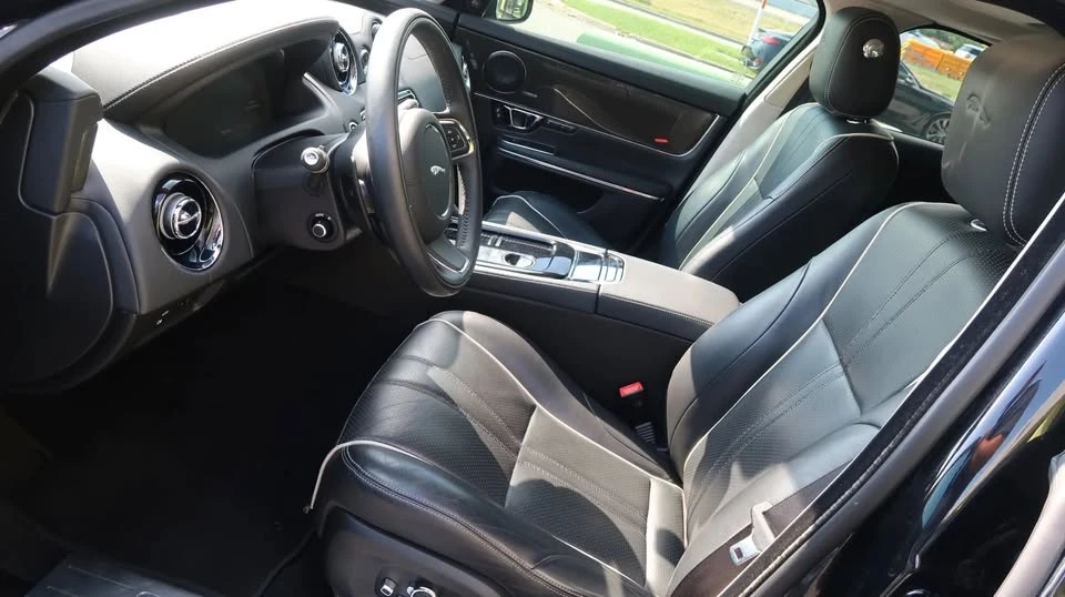 2016 Jaguar X351 XJ - Image 17 of 18