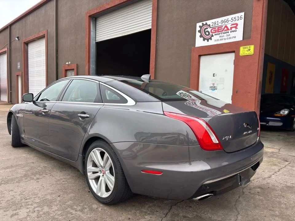 2016 Jaguar X351 XJ - Image 6 of 13