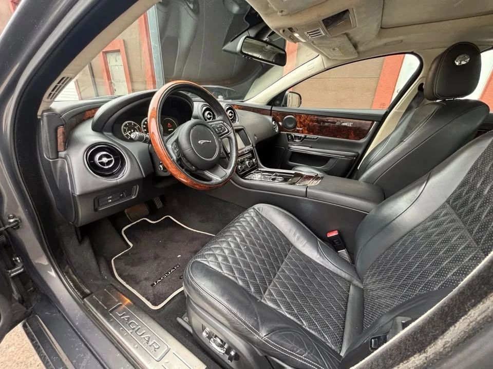 2016 Jaguar X351 XJ - Image 7 of 13