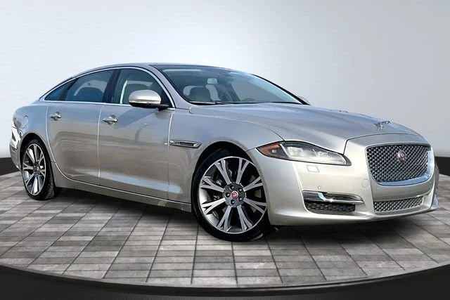 2016 Jaguar X351 XJ - Image 3 of 20