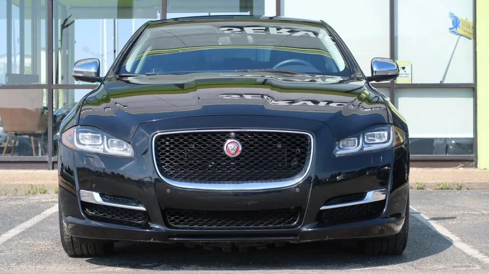 2016 Jaguar X351 XJ - Image 2 of 20