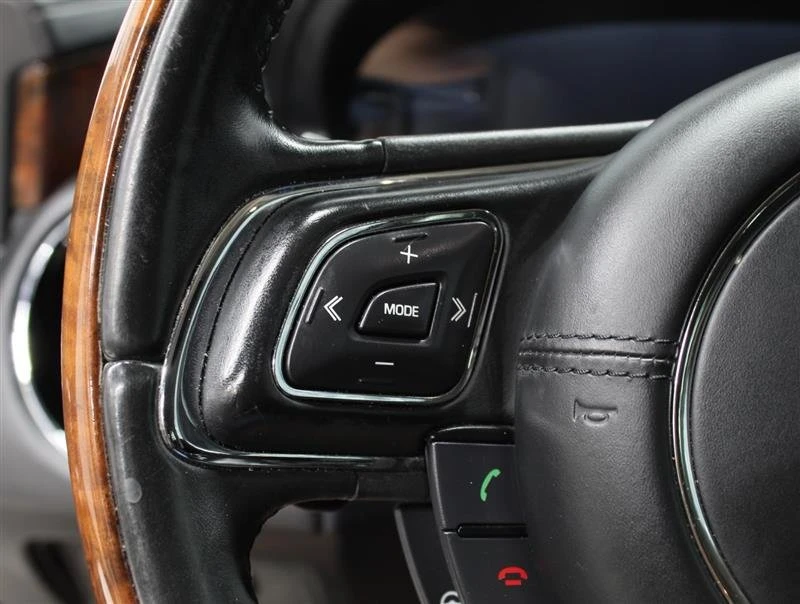 2016 Jaguar X351 XJ - Image 6 of 11