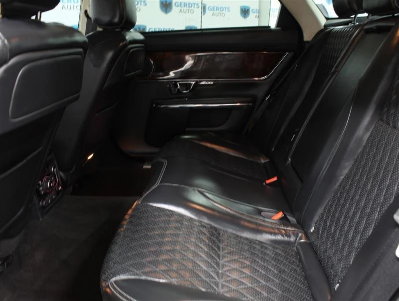 2016 Jaguar X351 XJ - Image 10 of 11