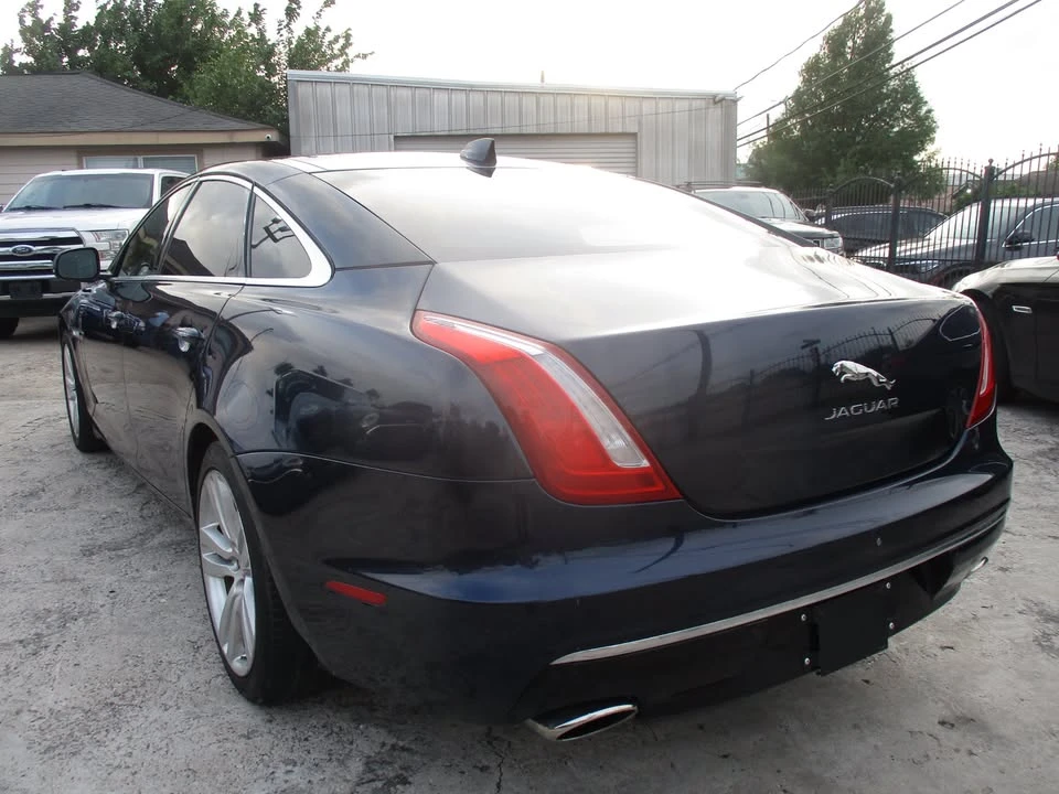 2016 Jaguar X351 XJ - Image 8 of 20