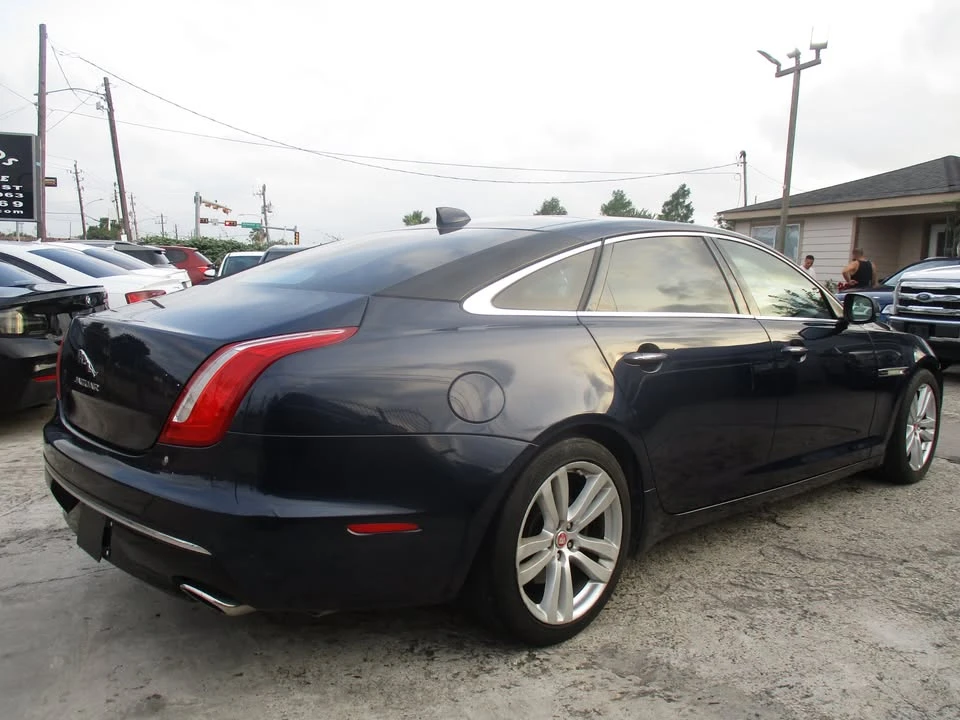 2016 Jaguar X351 XJ - Image 5 of 20
