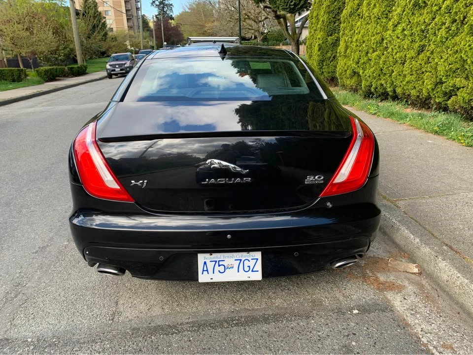 2016 Jaguar X351 XJ - Image 7 of 9
