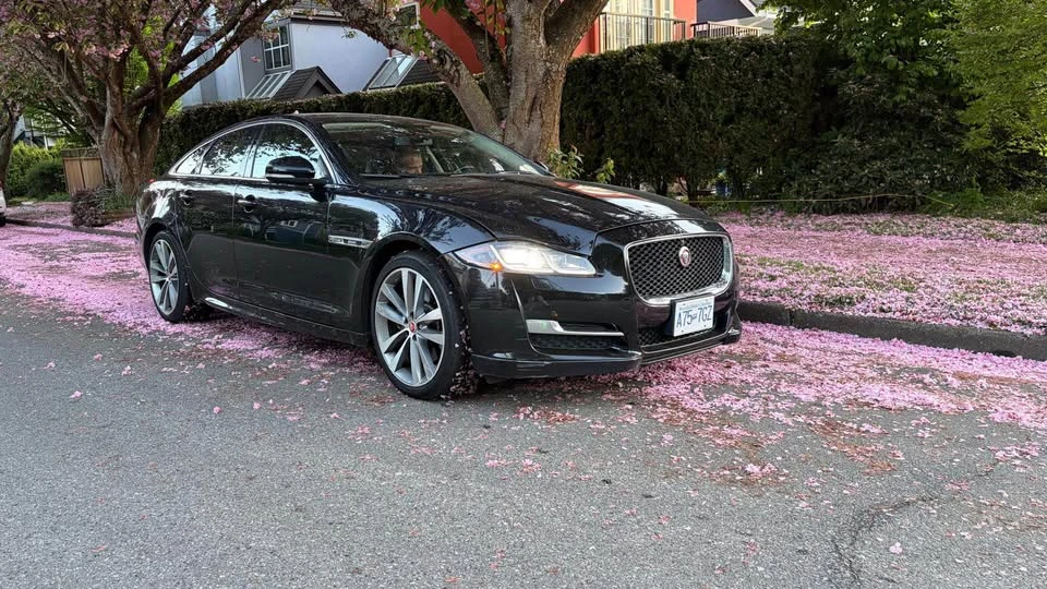 2016 Jaguar X351 XJ - Image 3 of 9