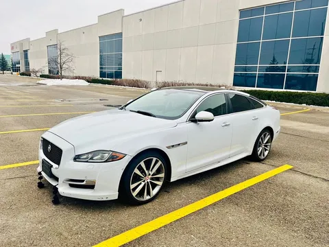 2016 Jaguar XJ