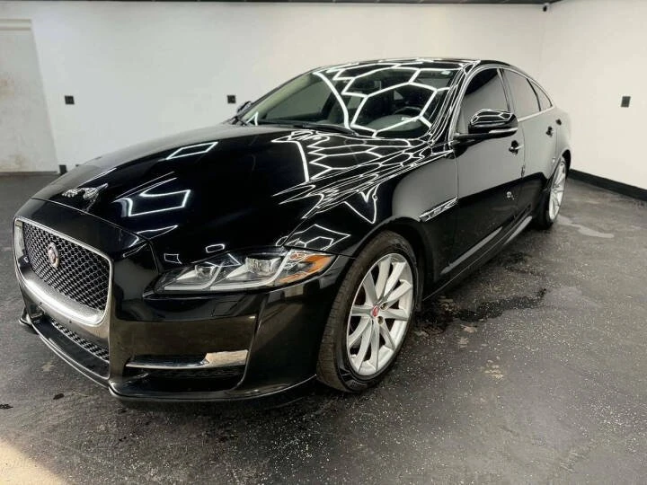 2016 Jaguar X351 XJ - Image 2 of 8