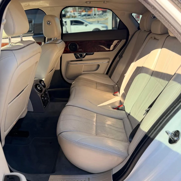 2016 Jaguar X351 XJ - Image 3 of 10
