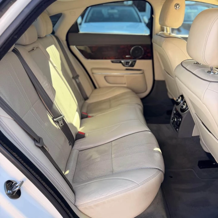 2016 Jaguar X351 XJ - Image 10 of 10