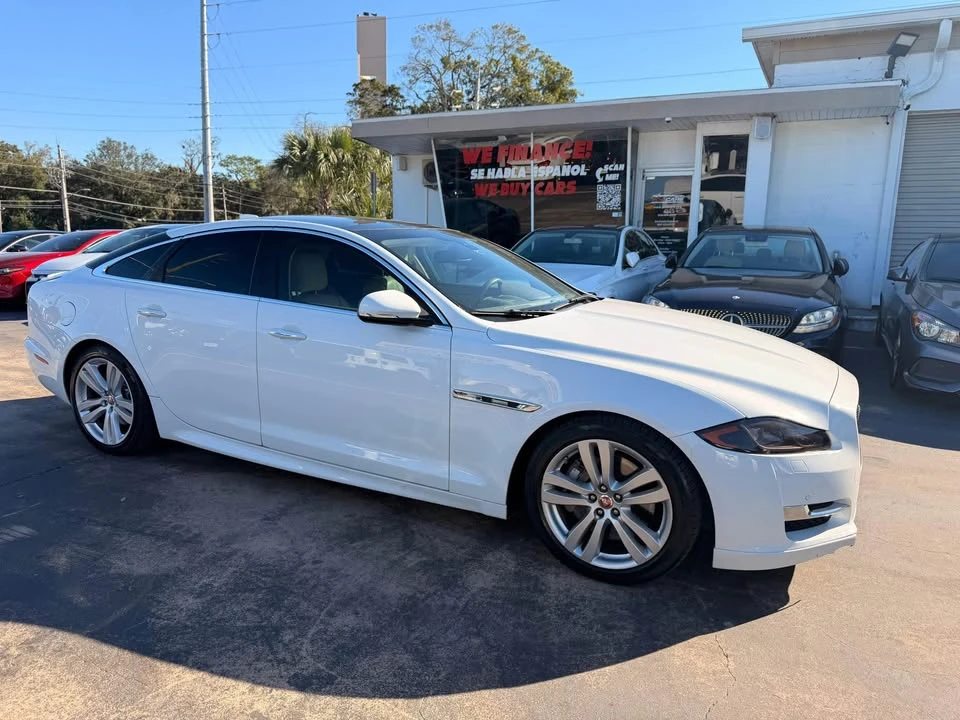 2016 Jaguar X351 XJ - Image 2 of 10